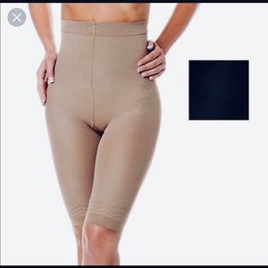 NWT 2pr Shapewear Shorts Black/Nude Set